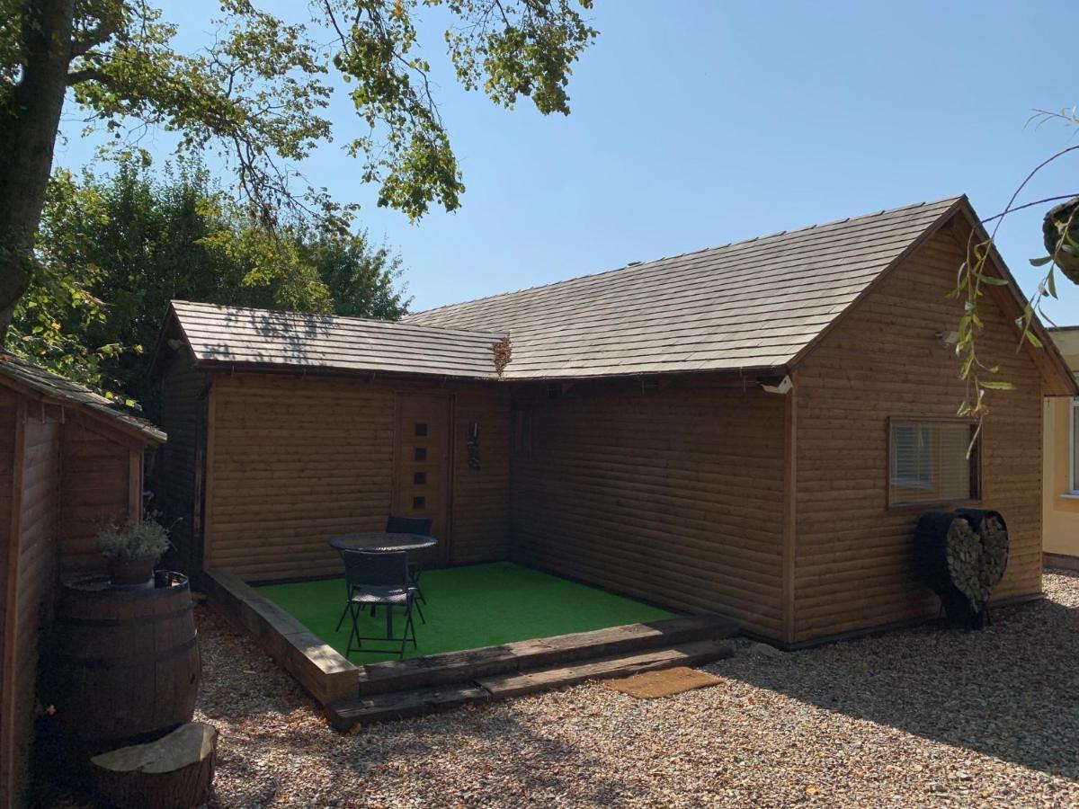 Wits End Log Cabin Villa Warwick  Luaran gambar